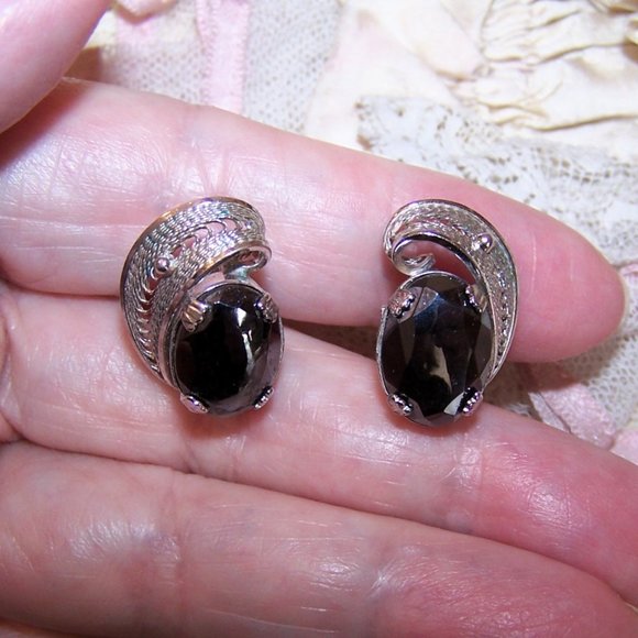 Van Dell Sterling Silver Hematite Filigree Earrings - Screwback Findings - Picture 3 of 7